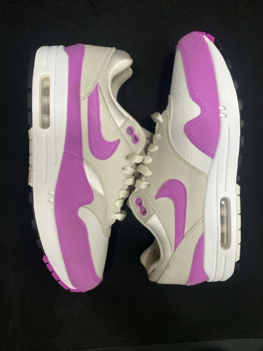 Nike Women’s Air Max Sneakers in Pink and Cream - Picture 8 of 8